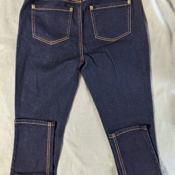 Women's dark wash Bobbie Brooks blue‎ stretch jegging size Medium - Picture 1 of 3